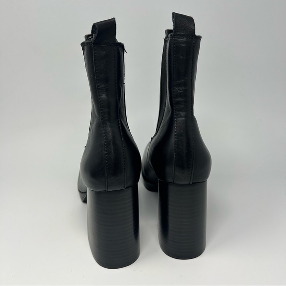 Steve Madden Expect Boot - Picture 6 of 8